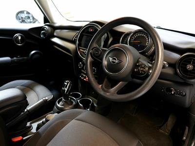 2018 Mini Cooper - Thumbnail