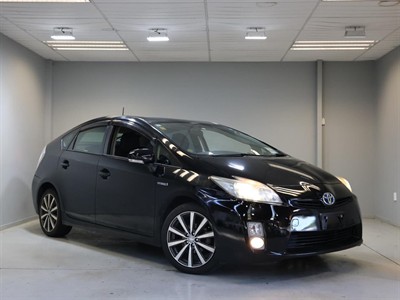 2011 Toyota Prius - Thumbnail