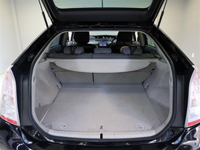 2011 Toyota Prius - Thumbnail