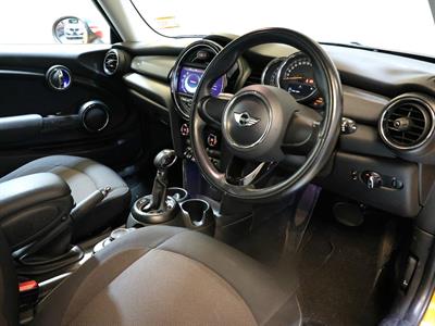 2015 Mini Cooper - Thumbnail