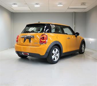 2015 Mini Cooper - Thumbnail