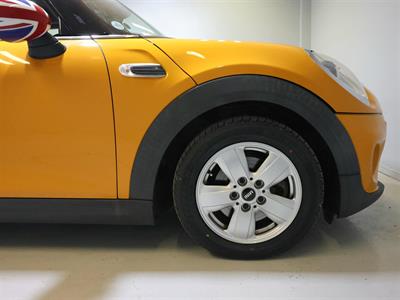 2015 Mini Cooper - Thumbnail