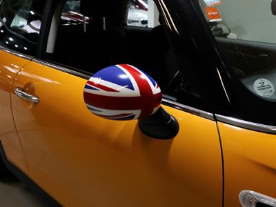 2015 Mini Cooper - Thumbnail