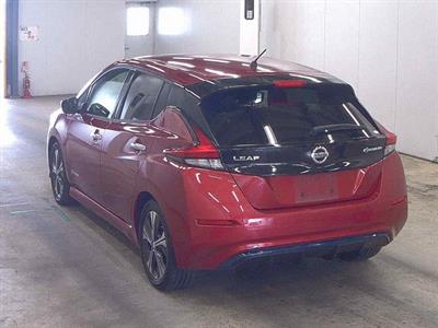2017 Nissan Leaf - Thumbnail