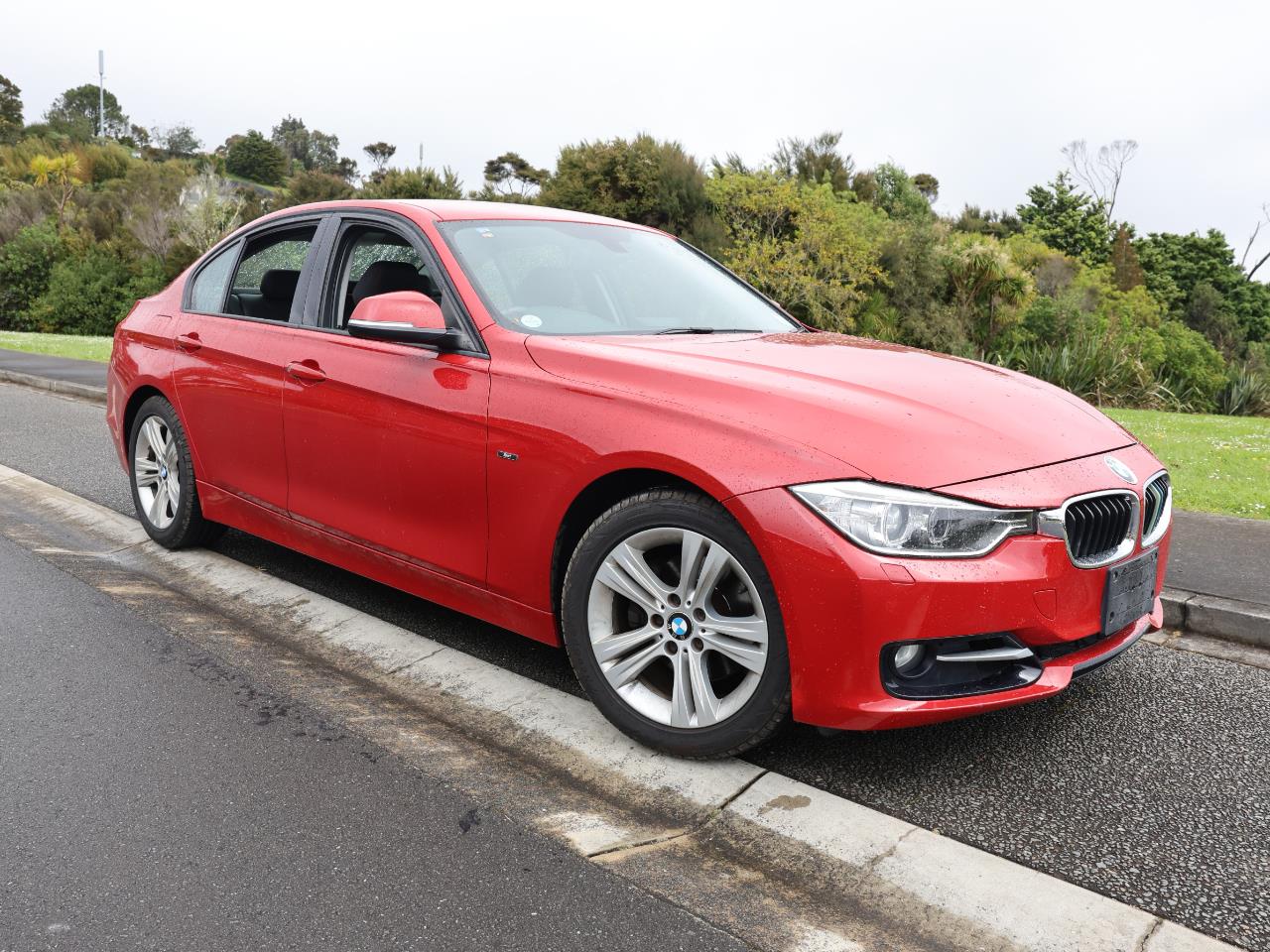 2012 BMW 320i