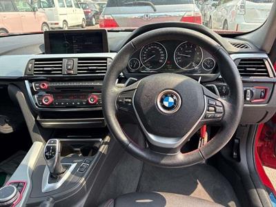 2012 BMW 320i - Thumbnail
