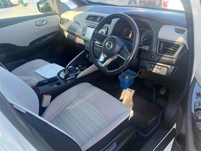 2019 Nissan Leaf - Thumbnail