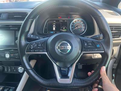 2019 Nissan Leaf - Thumbnail