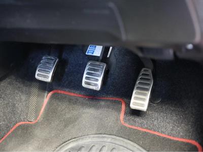 2013 Suzuki Swift - Thumbnail