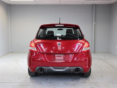 2013 Suzuki Swift - Thumbnail