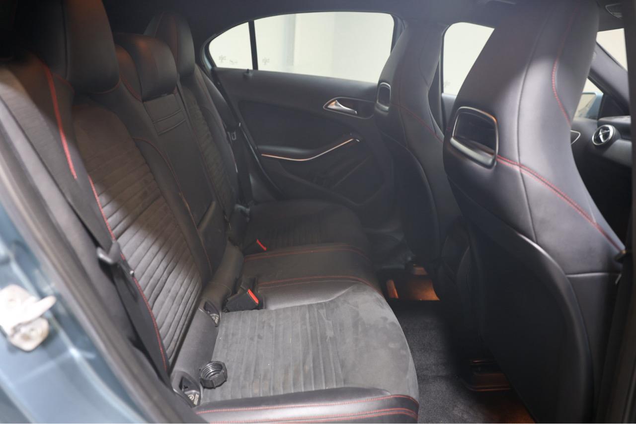 2014 Mercedes-Benz A 180