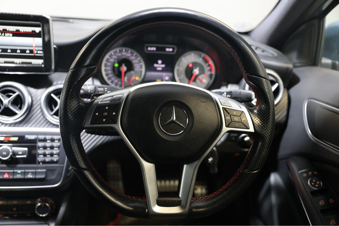 2014 Mercedes-Benz A 180