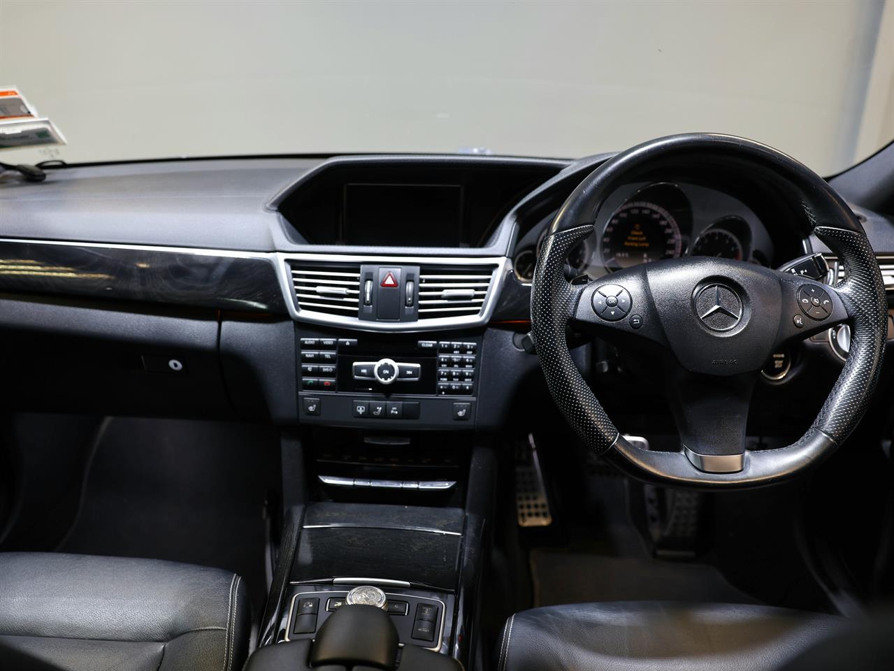 2011 Mercedes-Benz E 550