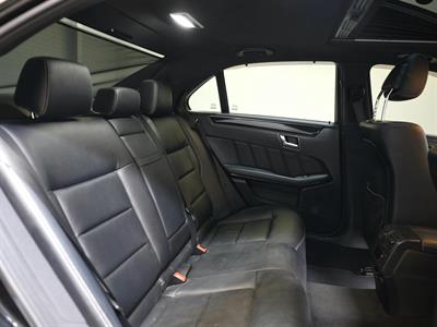 2011 Mercedes-Benz E 550 - Thumbnail