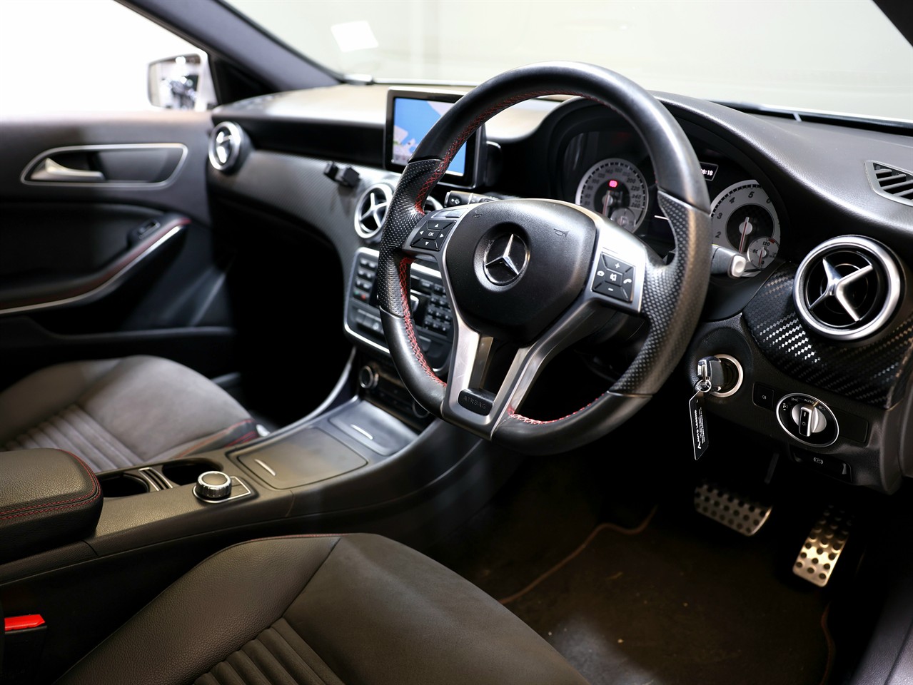 2013 Mercedes-Benz A 180