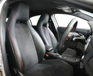 2013 Mercedes-Benz A 180 - Thumbnail