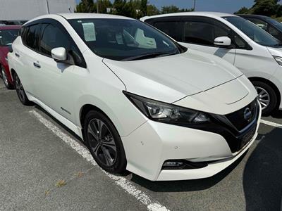 2018 Nissan Leaf - Thumbnail