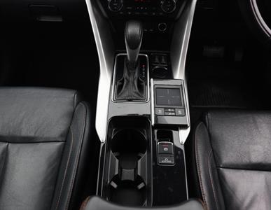 2019 Mitsubishi ECLIPSE CROSS - Thumbnail