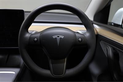 2022 Tesla Model Y - Thumbnail