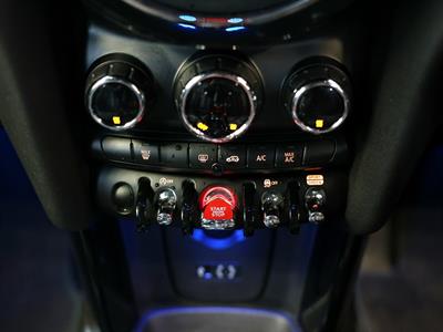 2018 Mini Cooper - Thumbnail