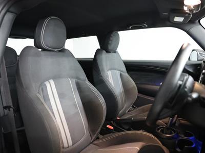2018 Mini Cooper - Thumbnail