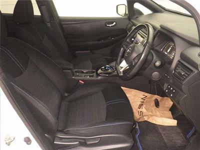 2017 Nissan Leaf - Thumbnail