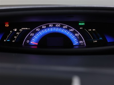 2015 Toyota Estima - Thumbnail