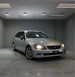 2003 Toyota Altezza
