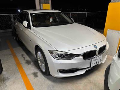 2014 BMW 320i