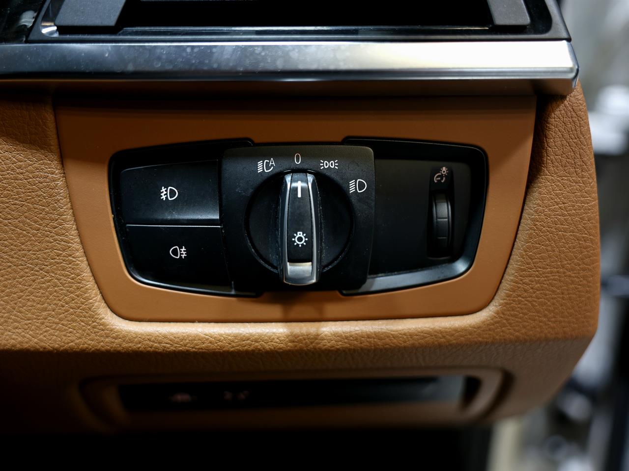 2014 BMW 320i