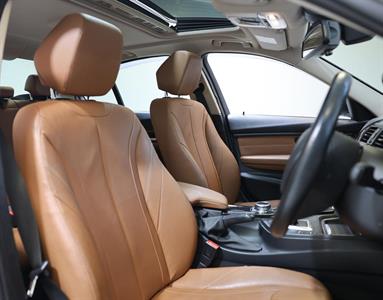 2014 BMW 320i - Thumbnail