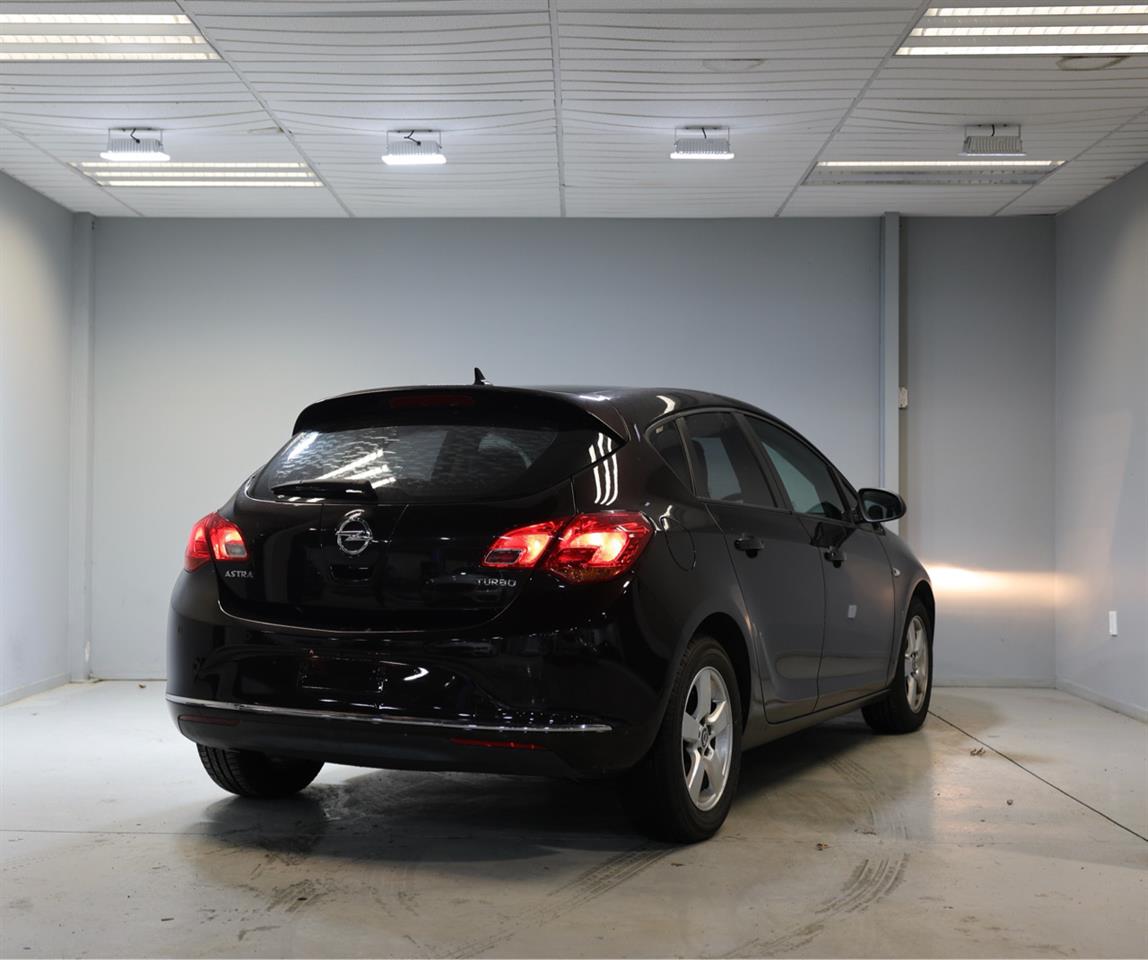 2015 Opel Astra