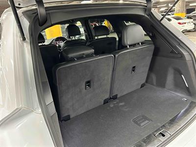 2016 Audi Q7 - Thumbnail