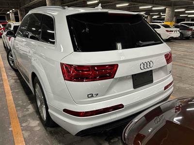 2016 Audi Q7 - Thumbnail