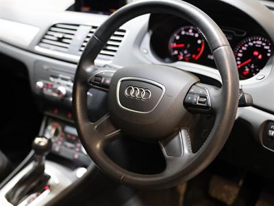 2013 Audi Q3 - Thumbnail