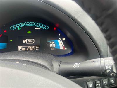 2017 Nissan Leaf - Thumbnail