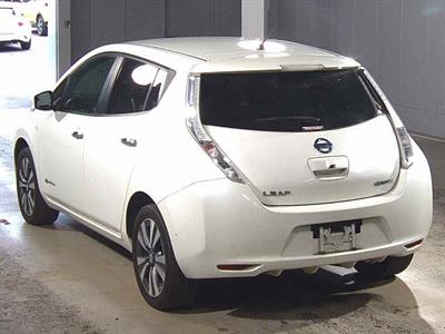 2017 Nissan Leaf - Thumbnail