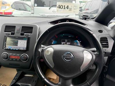 2015 Nissan Leaf - Thumbnail