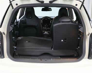 2021 Mini Cooper - Thumbnail