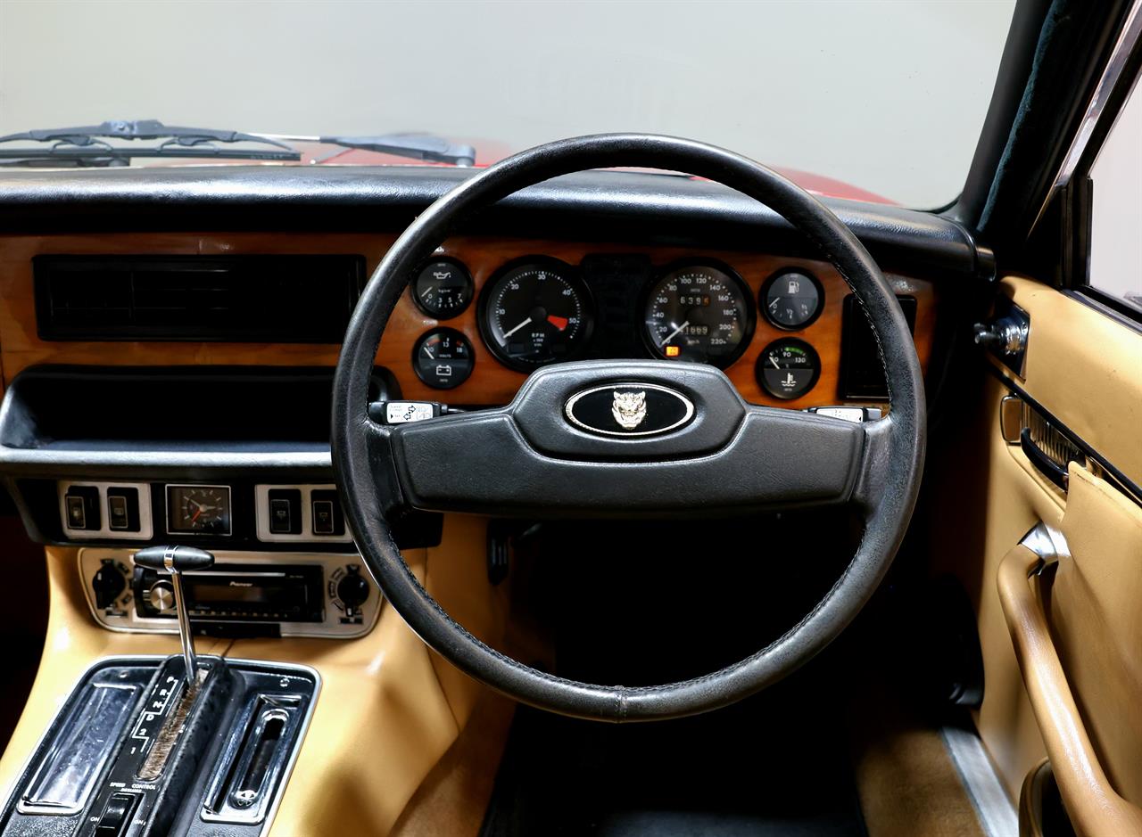 1982 Jaguar XJ6