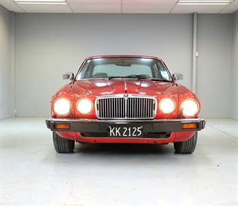 1982 Jaguar XJ6 - Thumbnail