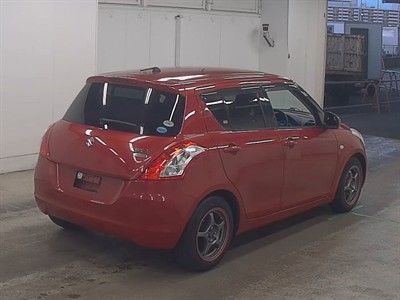 2015 Suzuki Swift - Thumbnail