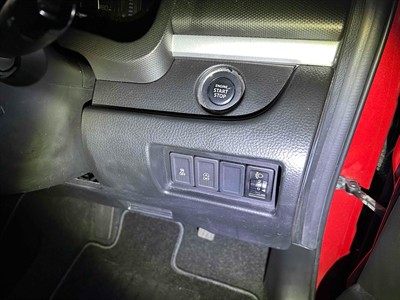 2015 Suzuki Swift - Thumbnail