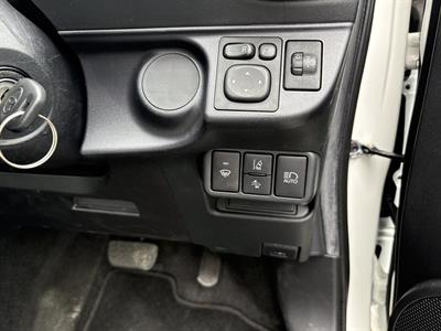 2020 Toyota Aqua - Thumbnail