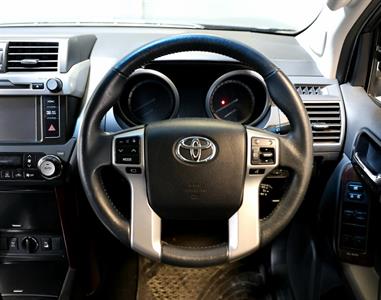 2015 Toyota Land Cruiser Prado - Thumbnail