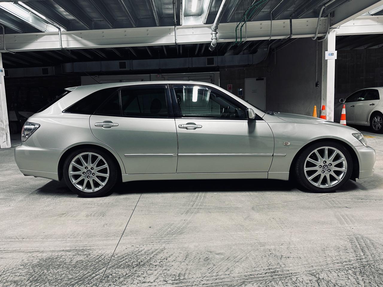 2003 Toyota Altezza