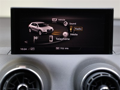 2020 Audi Q2 - Thumbnail