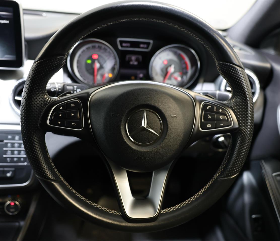 2015 Mercedes-Benz CLA 250