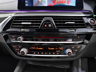 2017 BMW 540i - Thumbnail
