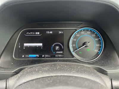 2022 Nissan Leaf - Thumbnail